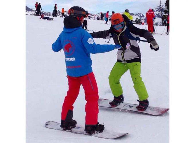 Plataforma de reservas de clases de esquí y montaña