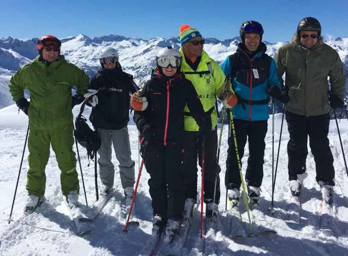 Plataforma de reservas de clases de esquí y montaña