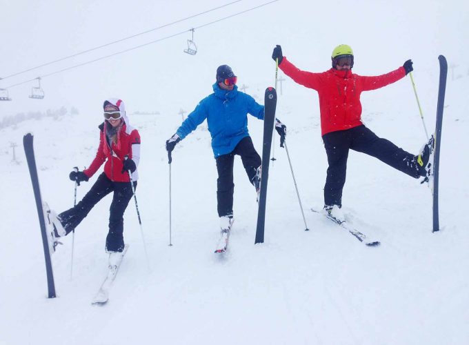 Plataforma de reservas de clases de esquí y montaña