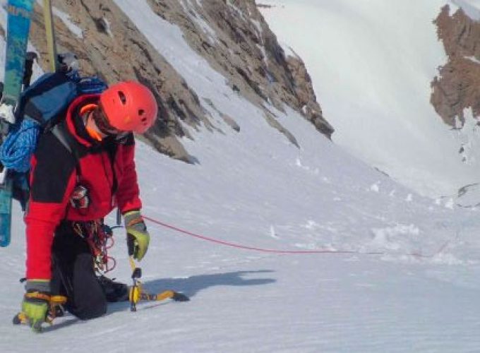 Plataforma de reservas de clases de esquí y montaña