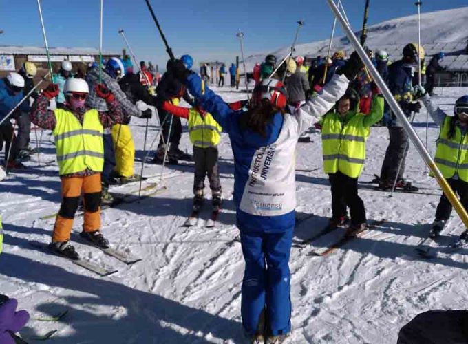 Plataforma de reservas de clases de esquí y montaña