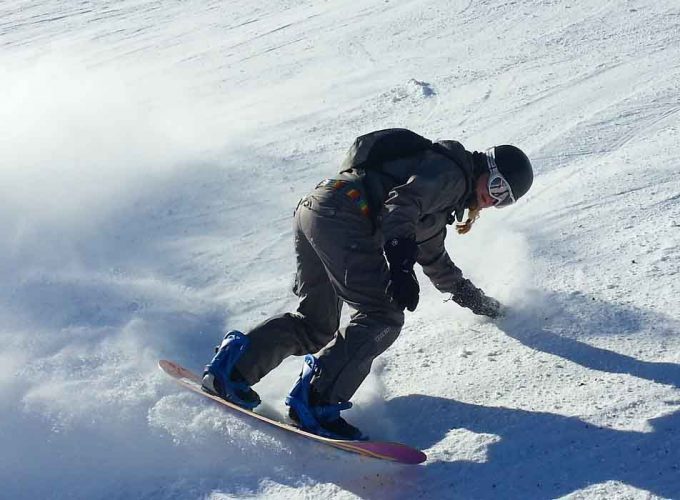 Plataforma de reservas de clases de esquí y montaña